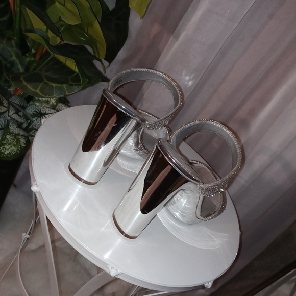 Steve Madden Women Slides - Picture 3 of 3